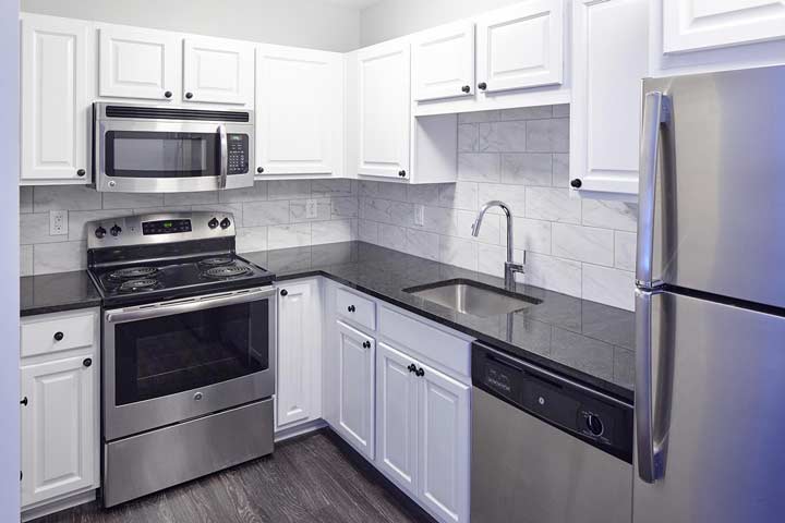 Photo of 1,025 apartment