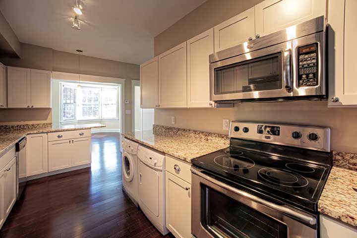 Photo of 1,550 apartment