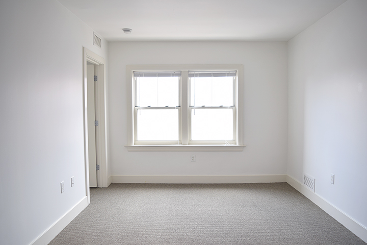 Photo of 1,199 apartment