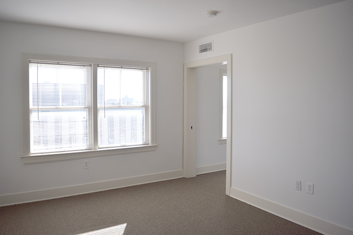 Photo of 1,295 apartment