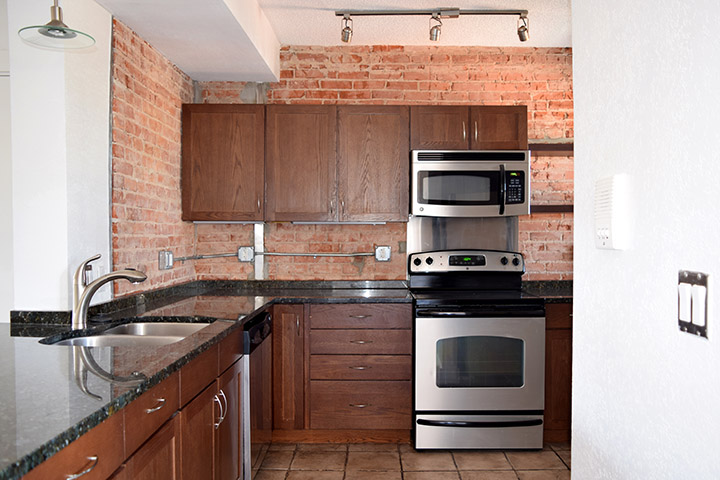 Photo of 1,370 apartment