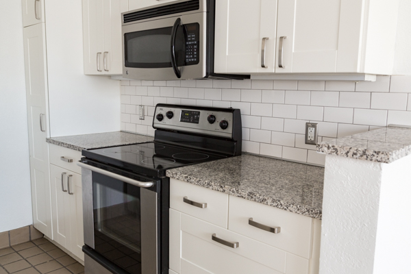 Photo of 1,035 apartment