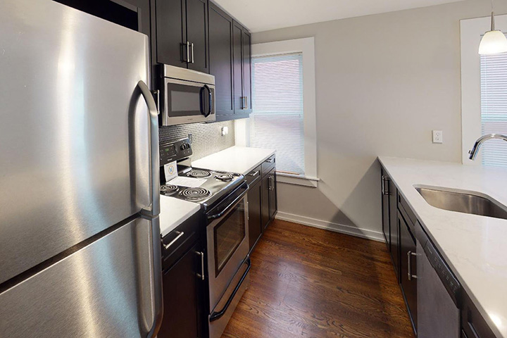Photo of 1,620 apartment