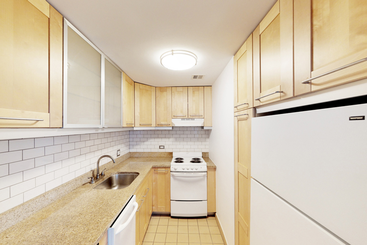 Photo of 1,880 apartment