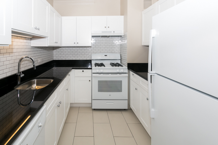 Photo of 2,700 apartment