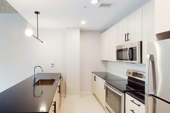 Photo of 1,680 apartment