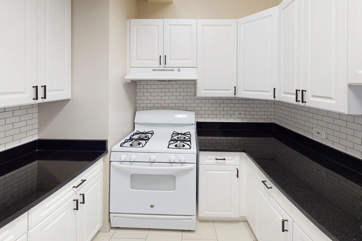 Photo of 2,715 apartment