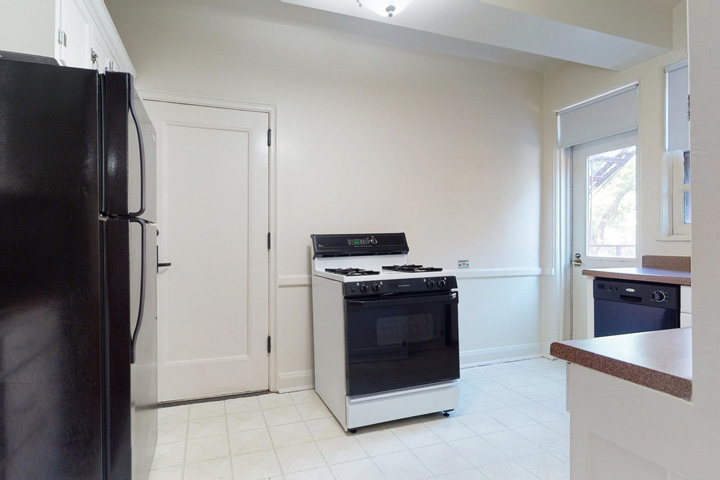 Photo of 2,495 apartment