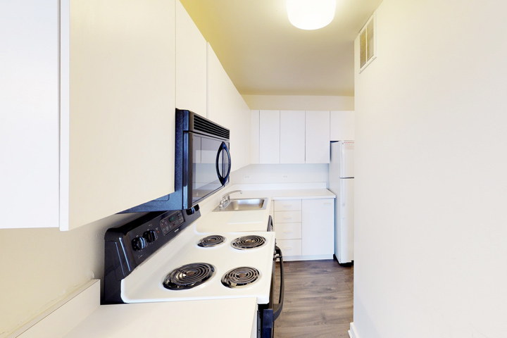 Photo of 2,995 apartment