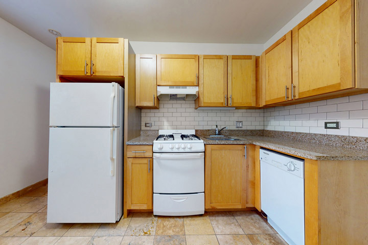 Photo of 1,599 apartment