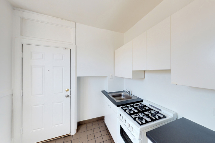 Photo of 1,499 apartment