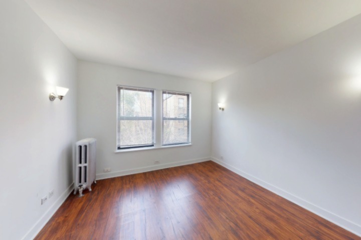 Photo of 1,100 apartment