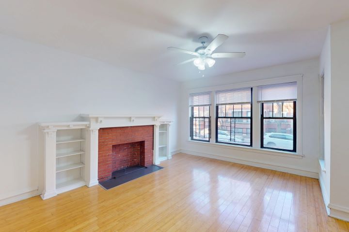 Photo of 2,085 apartment
