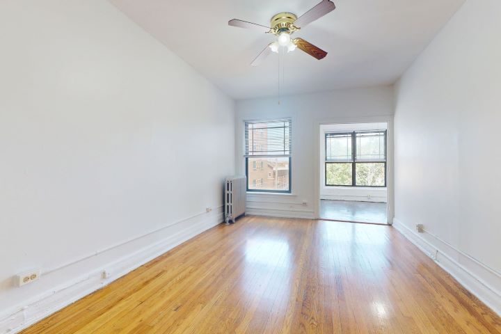 Photo of 1,995 apartment