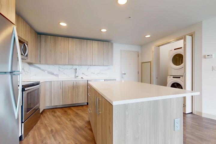 Photo of 3,395 apartment