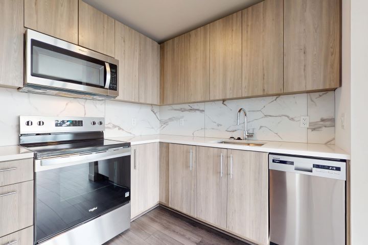Photo of 2,475 apartment