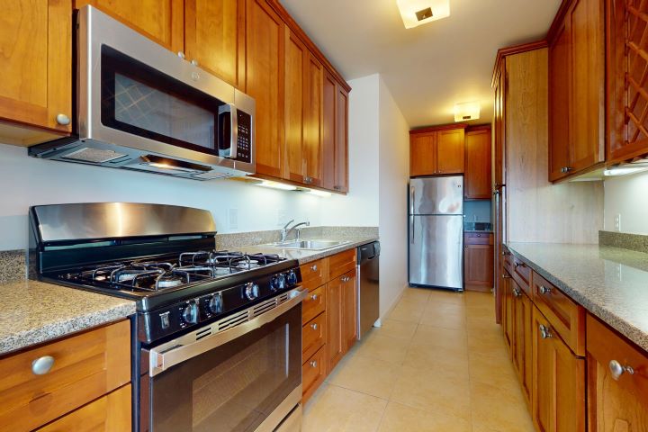 Photo of 2,395 apartment