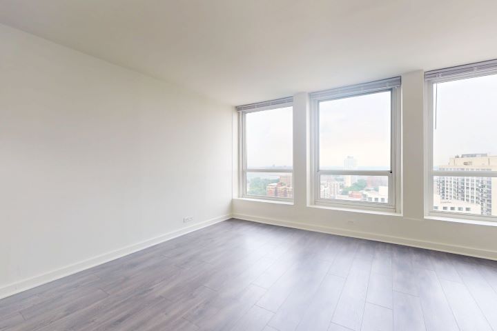 Photo of 1,775 apartment