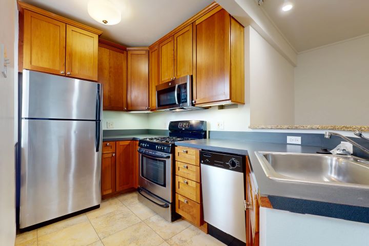 Photo of 1,275 apartment