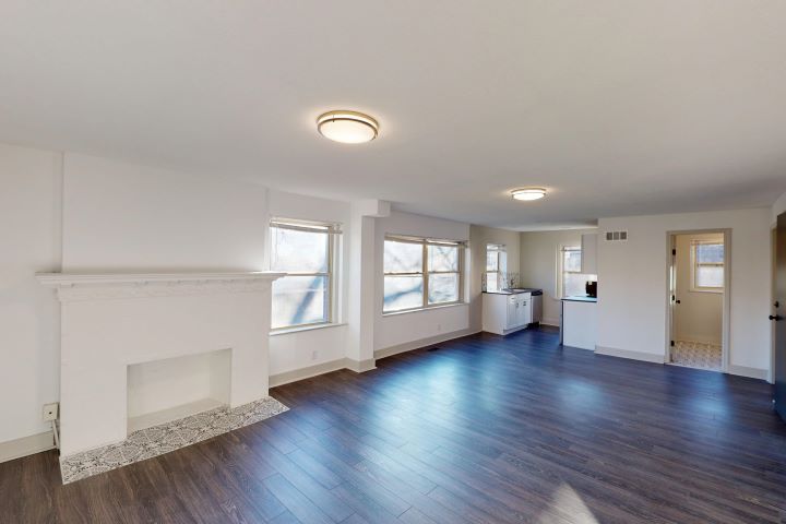 Photo of 1,195 apartment