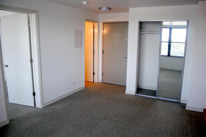 Photo of 1,690 apartment