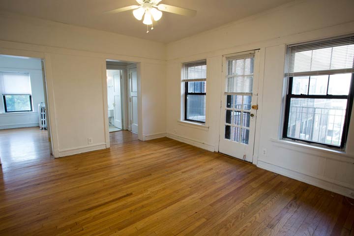 Photo of 1,545 apartment