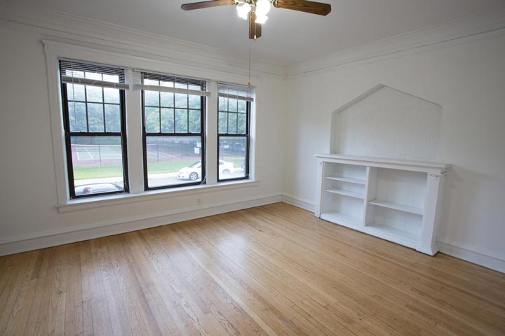 Photo of 1,999 apartment