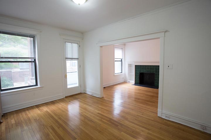 Photo of 1,820 apartment