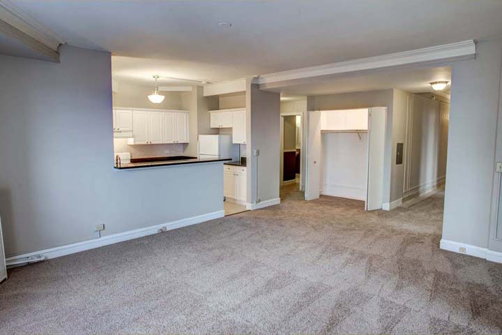 Photo of 2,975 apartment