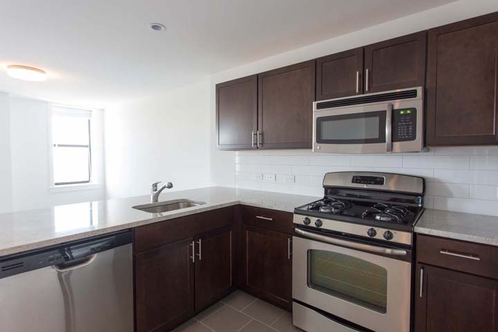 Photo of 1,950 apartment